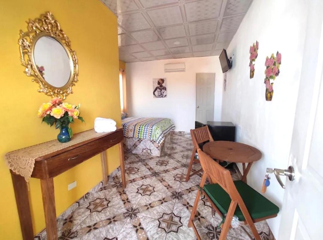Belo Bay Apartment Hotel Portobelo Buitenkant foto